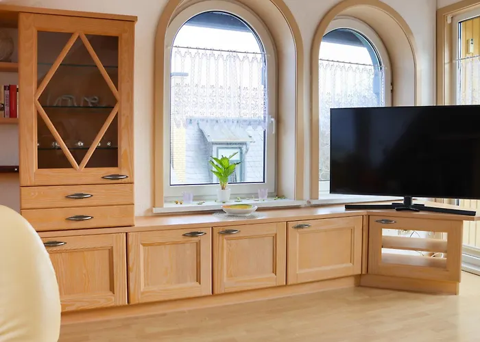 Ferienwohnung -Villa Am Stadtpark- Blankenburg Mit Balkon Und Sauna
